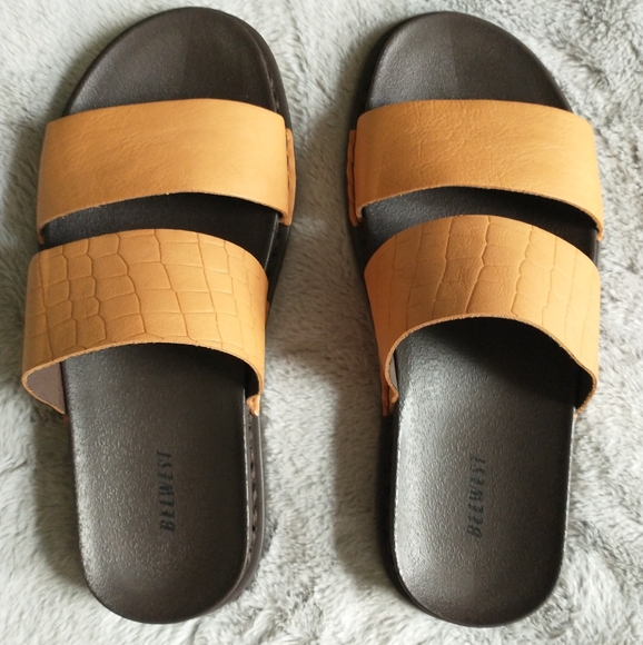 NWOT Belwest two strap leather slide sandals - Picture 4 of 5